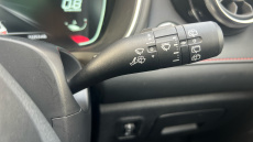 MG Hs 1.5 T-GDI Exclusive 5dr DCT Petrol Hatchback